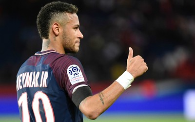 环球电竞-世界杯爆冷出局全队低头沉默